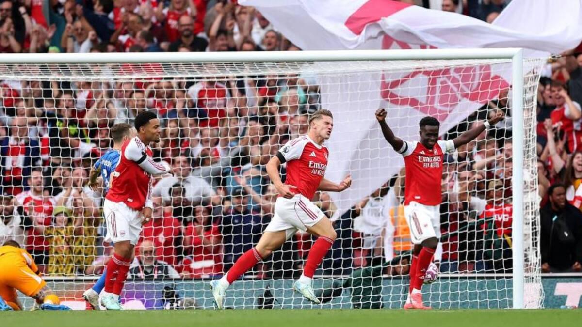 Arsenal hướng đến chiến thắng trước Leeds